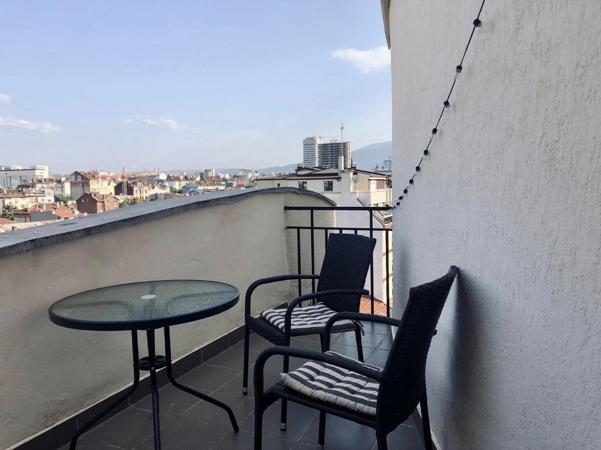 Cosy Rooftop In Center Sofia Extérieur photo